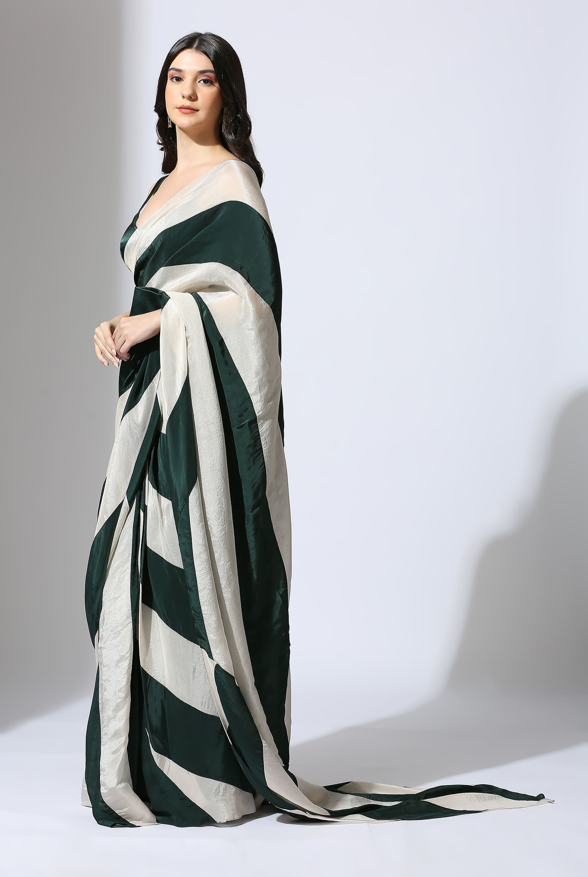 BOTTLE GREEN BLOCK SAREE WITH WAIST BELT