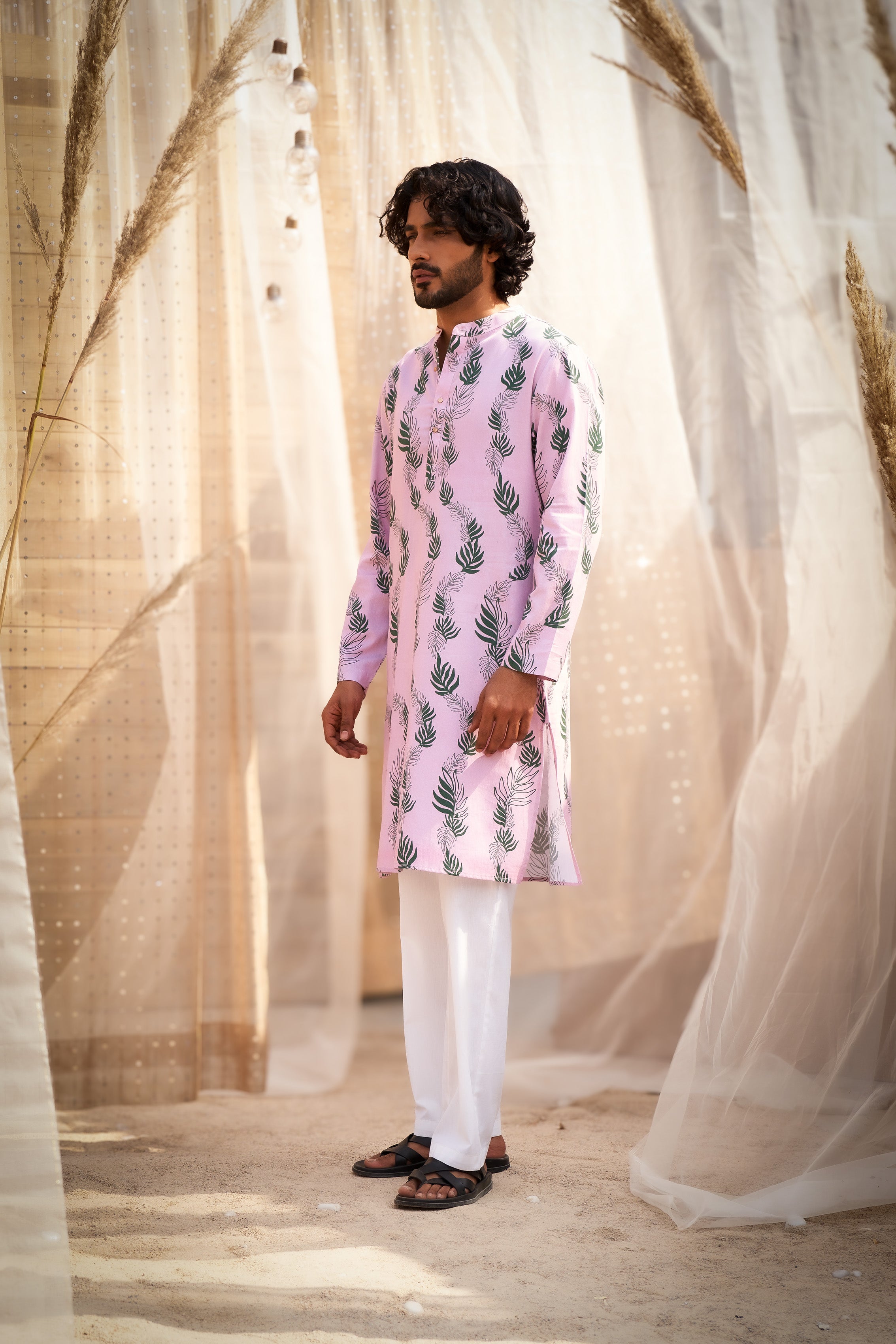 PINK LEAF-PRINT KURTA SET WITH STRAIGHT PANTS