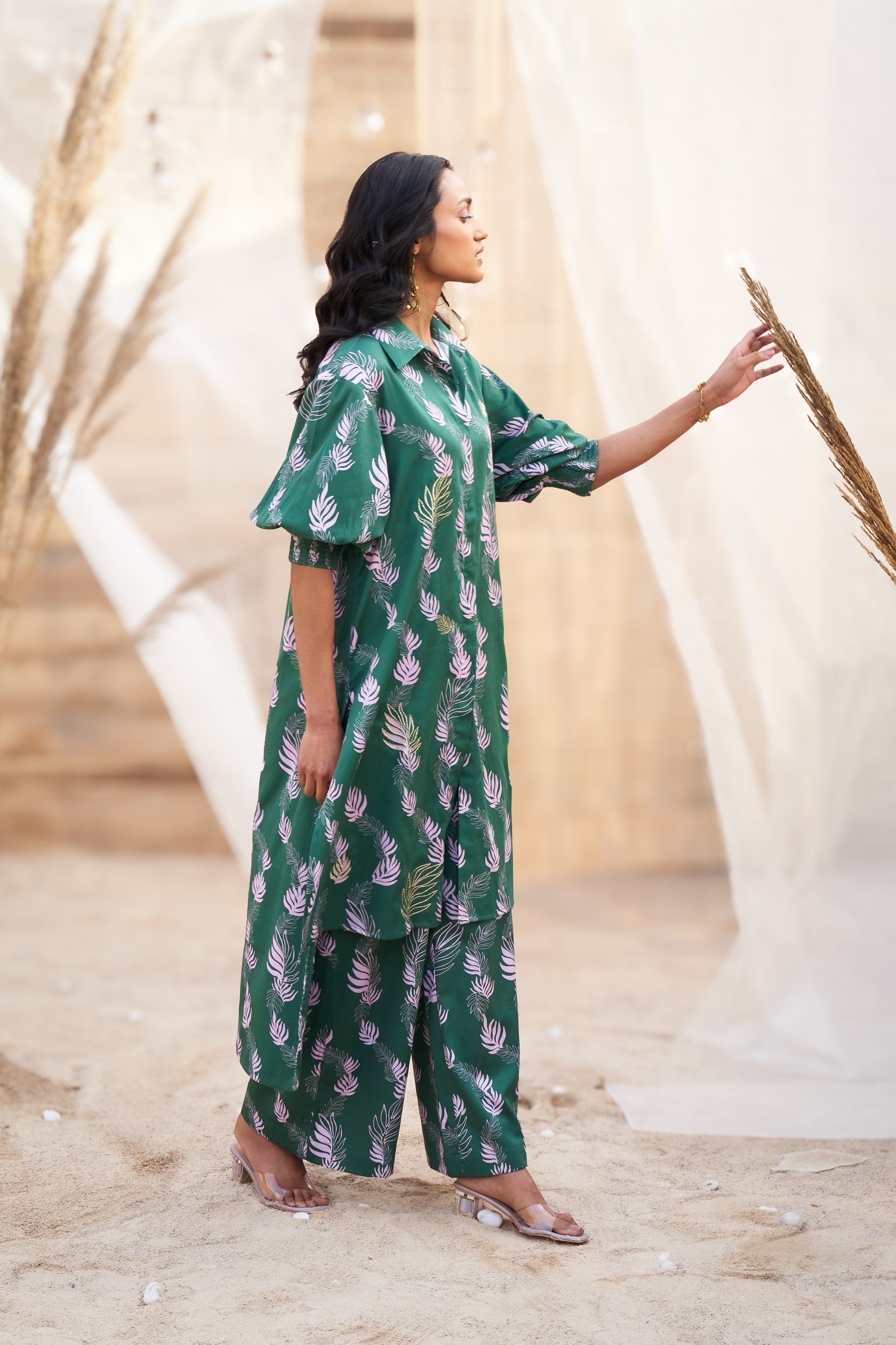 CHARMING LEAF-PRINT CO-ORD SET WITH ZARI HIGHLIGHTS & FLARED PANTS