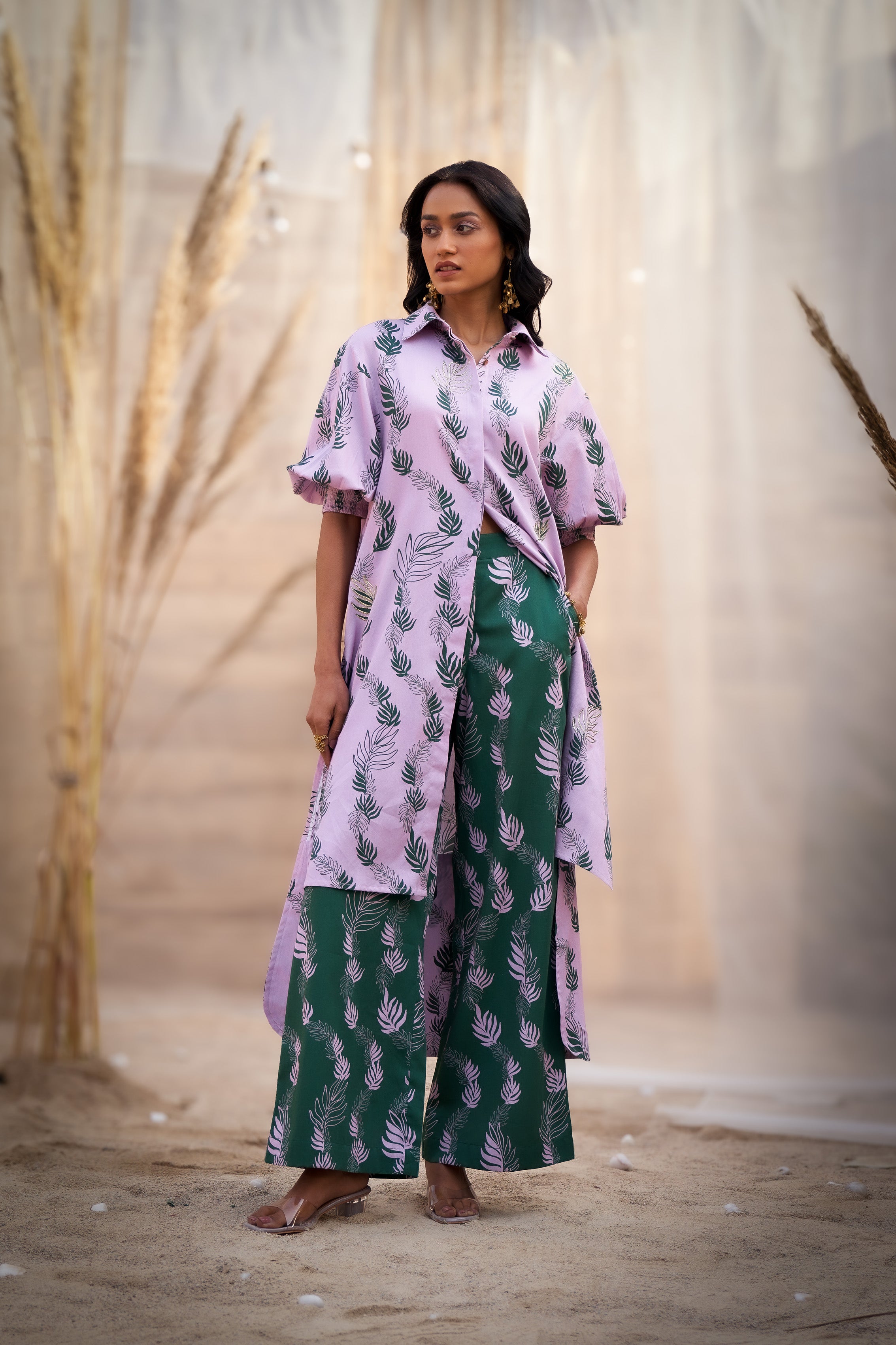 CHARMING LEAF-PRINT CO-ORD SET WITH ZARI HIGHLIGHTS & FLARED PANTS