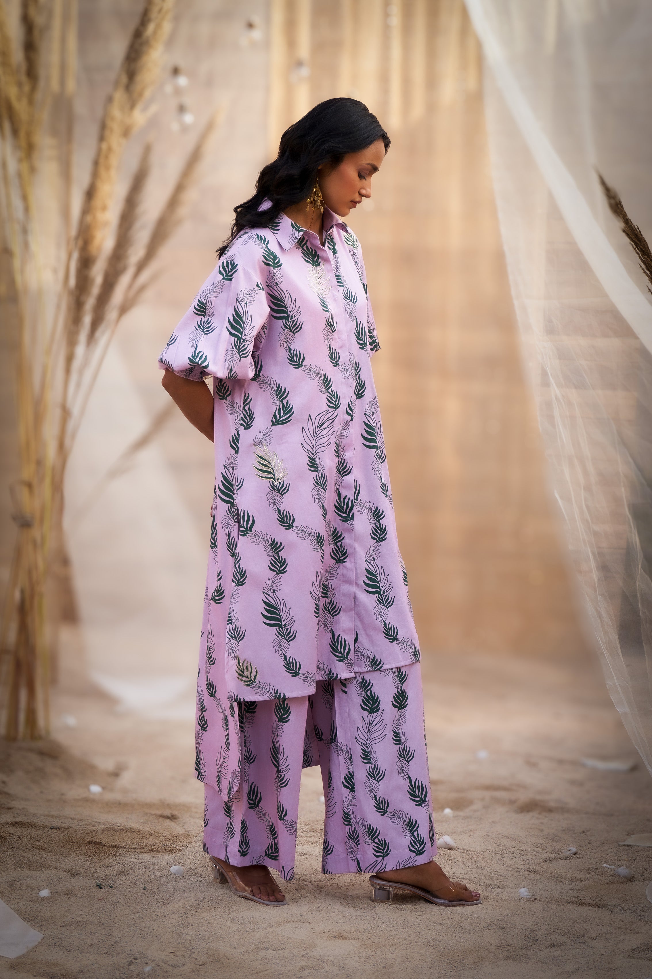 CHARMING LEAF-PRINT CO-ORD SET WITH ZARI HIGHLIGHTS & FLARED PANTS