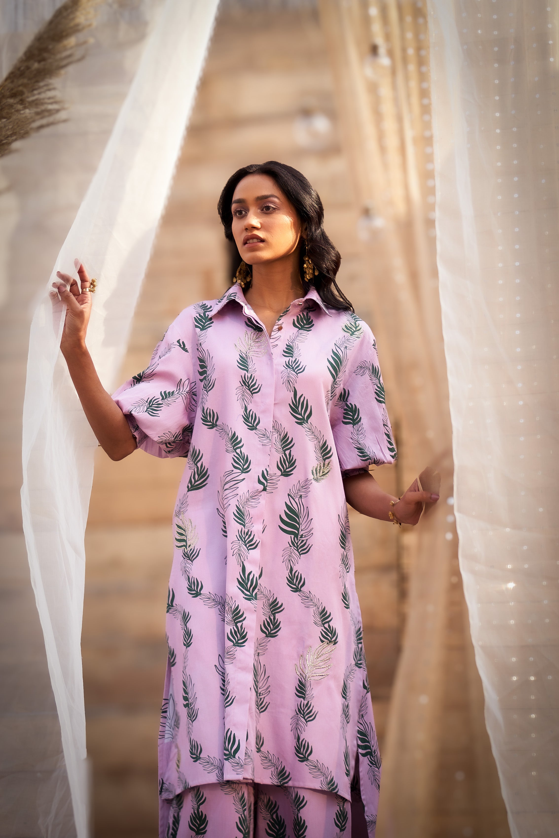 CHARMING LEAF-PRINT CO-ORD SET WITH ZARI HIGHLIGHTS & FLARED PANTS