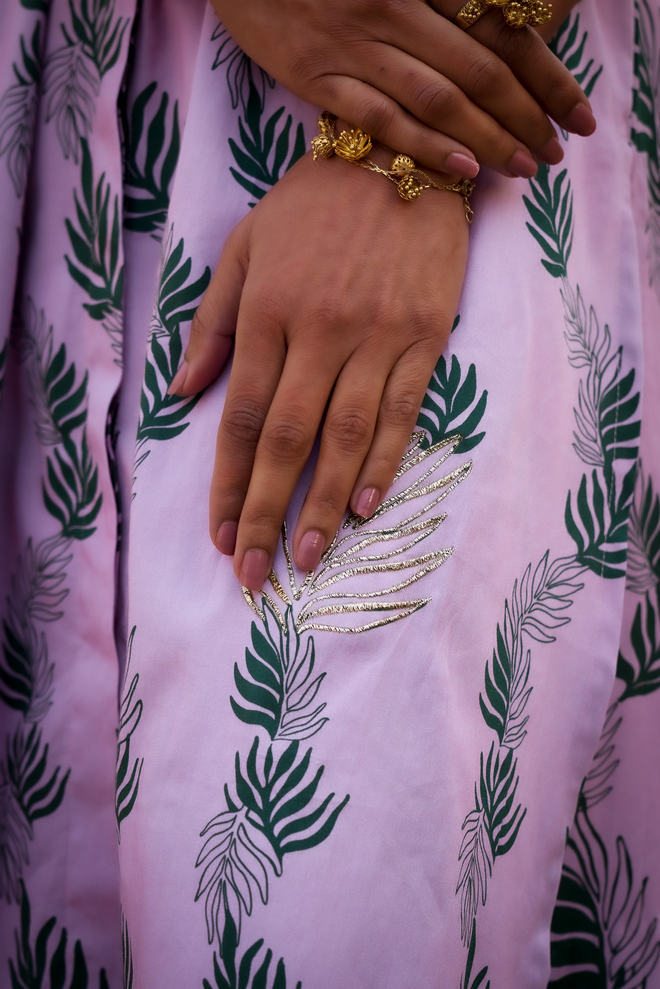 CHARMING LEAF-PRINT CO-ORD SET WITH ZARI HIGHLIGHTS & FLARED PANTS