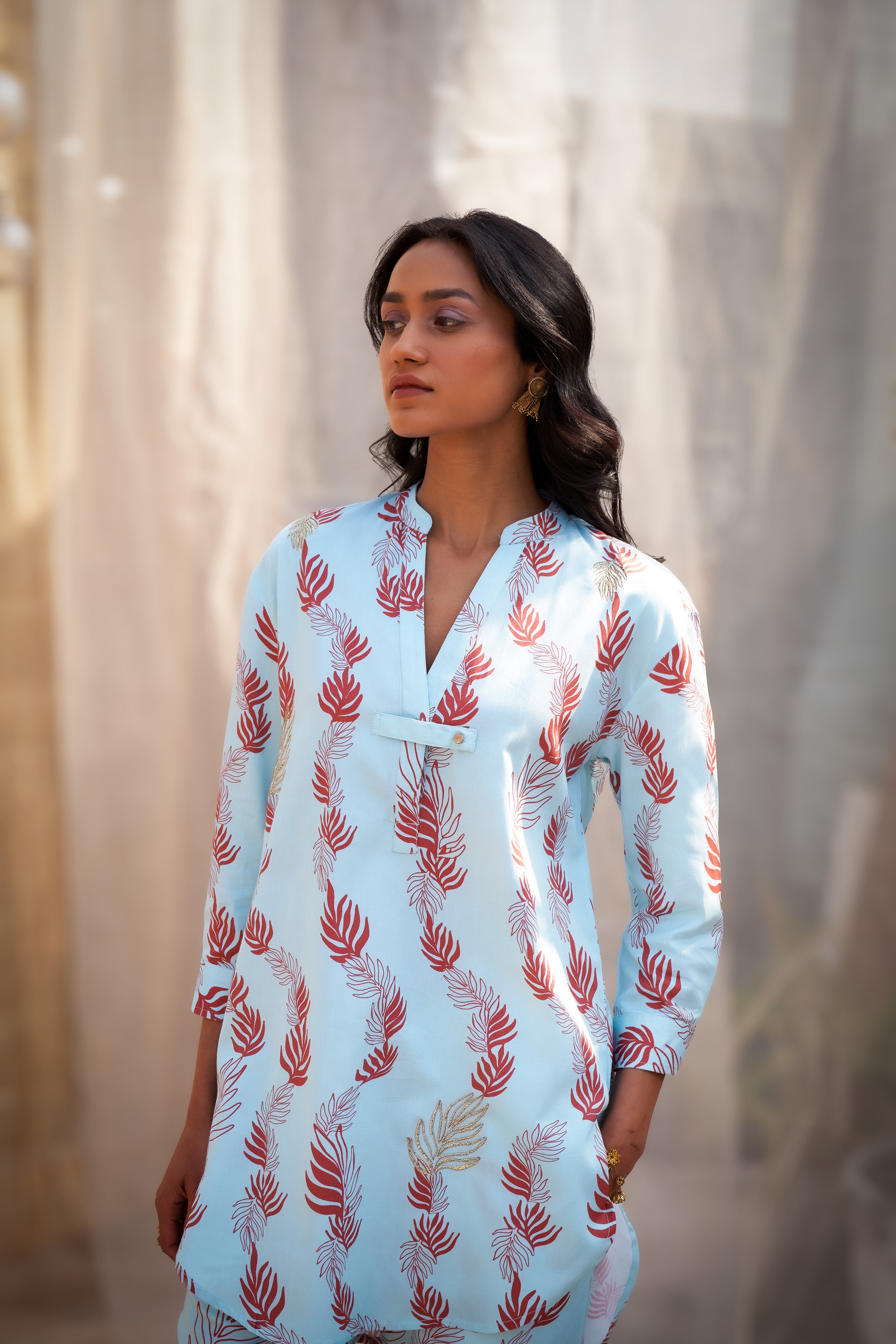 LEAF-PRINTED CO-ORD SET IN COTTON SATIN WITH ZARI HIGHLIGHTS
