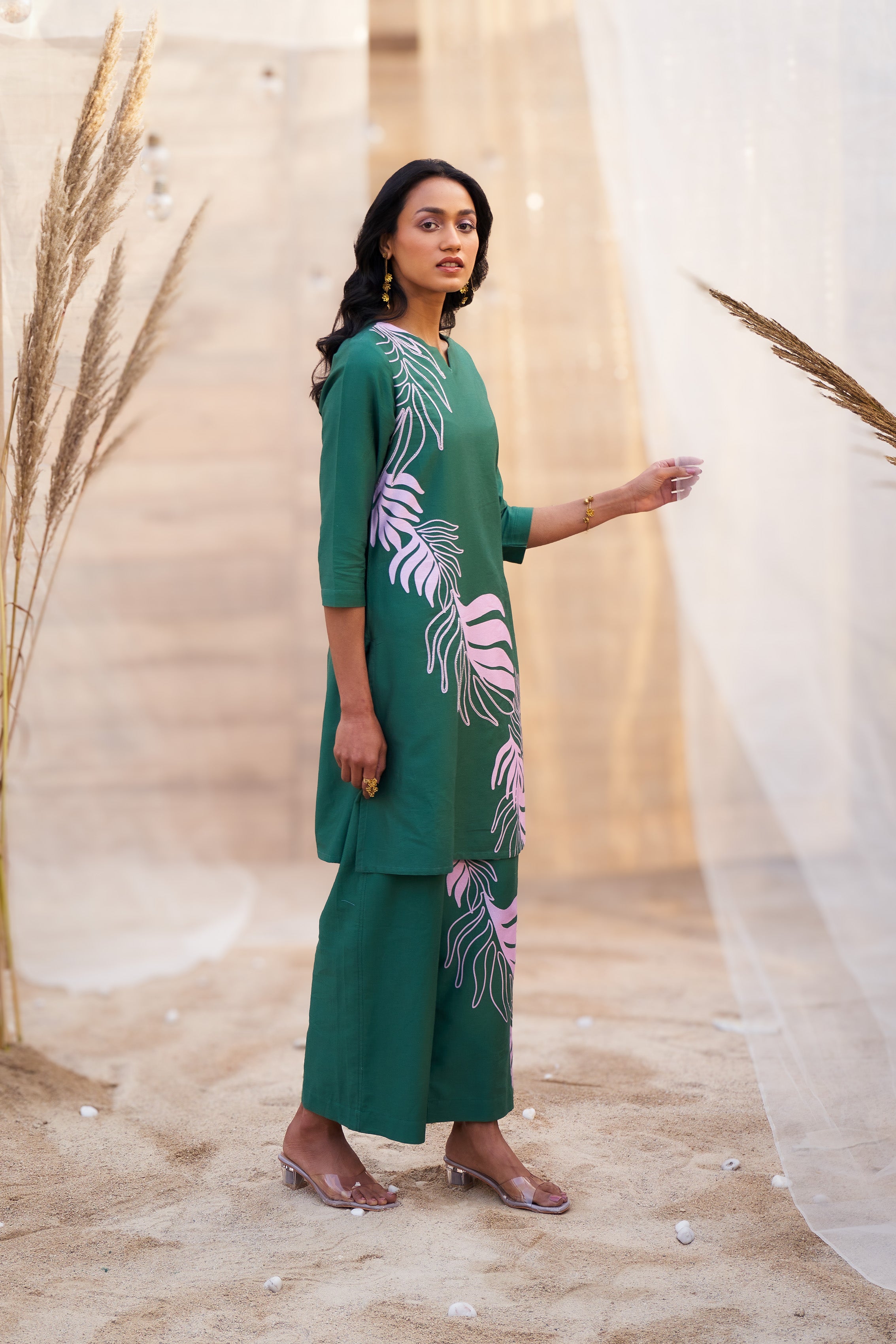 BOLD LEAF-PRINT CO-ORD SET WITH NOTCH NECK & FLARED PANTS