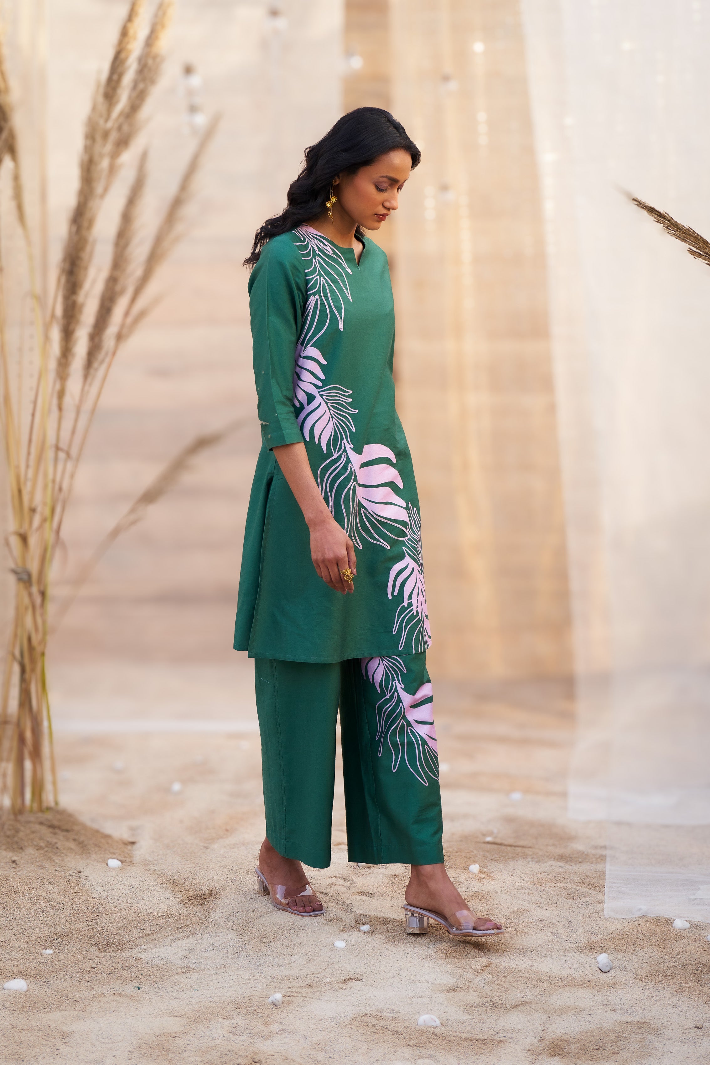 BOLD LEAF-PRINT CO-ORD SET WITH NOTCH NECK & FLARED PANTS
