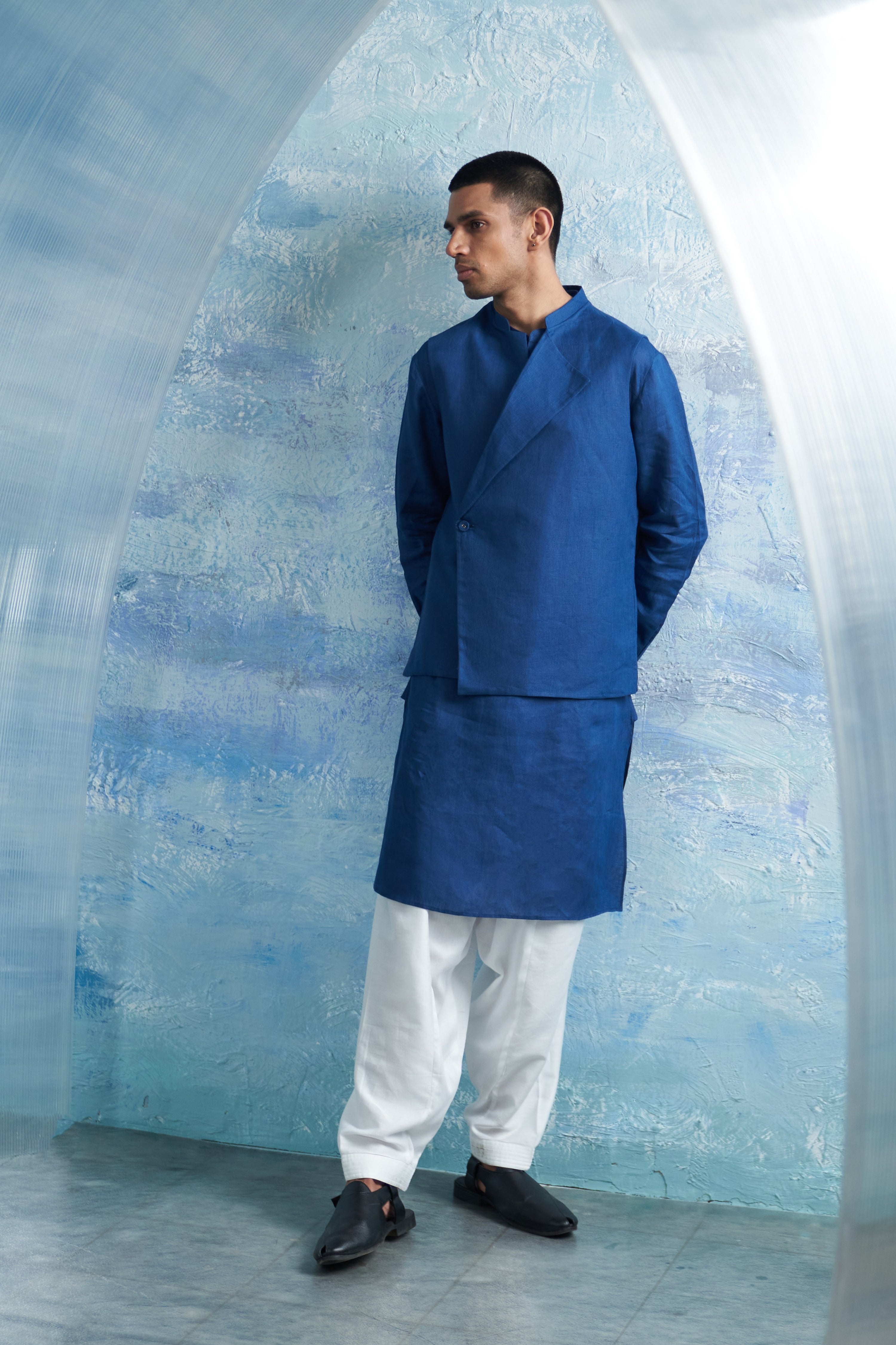 ROYAL BLUE STRAIGHT KURTA & JACKET SET