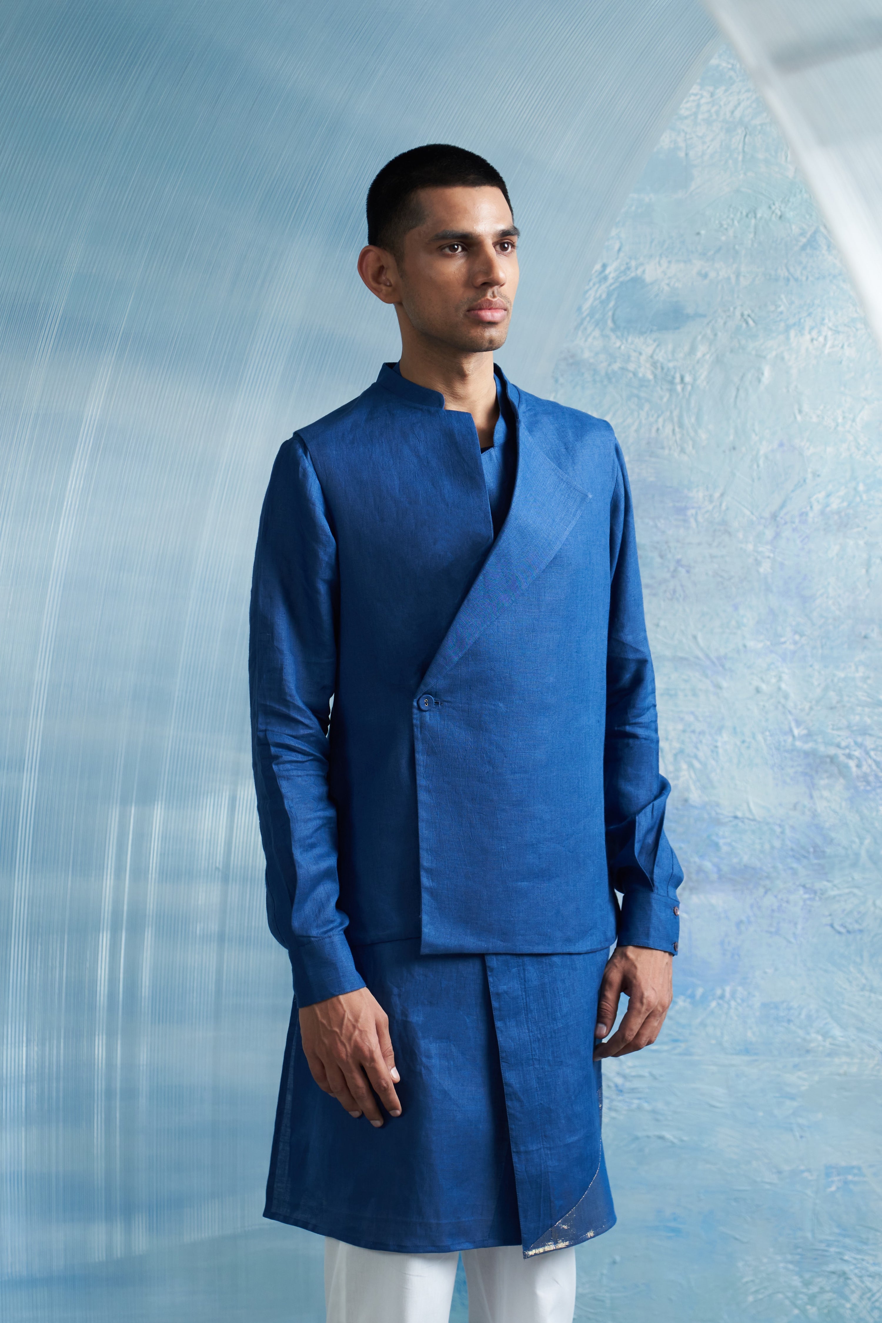 ROYAL BLUE PLACKET KURTA & JACKET SET